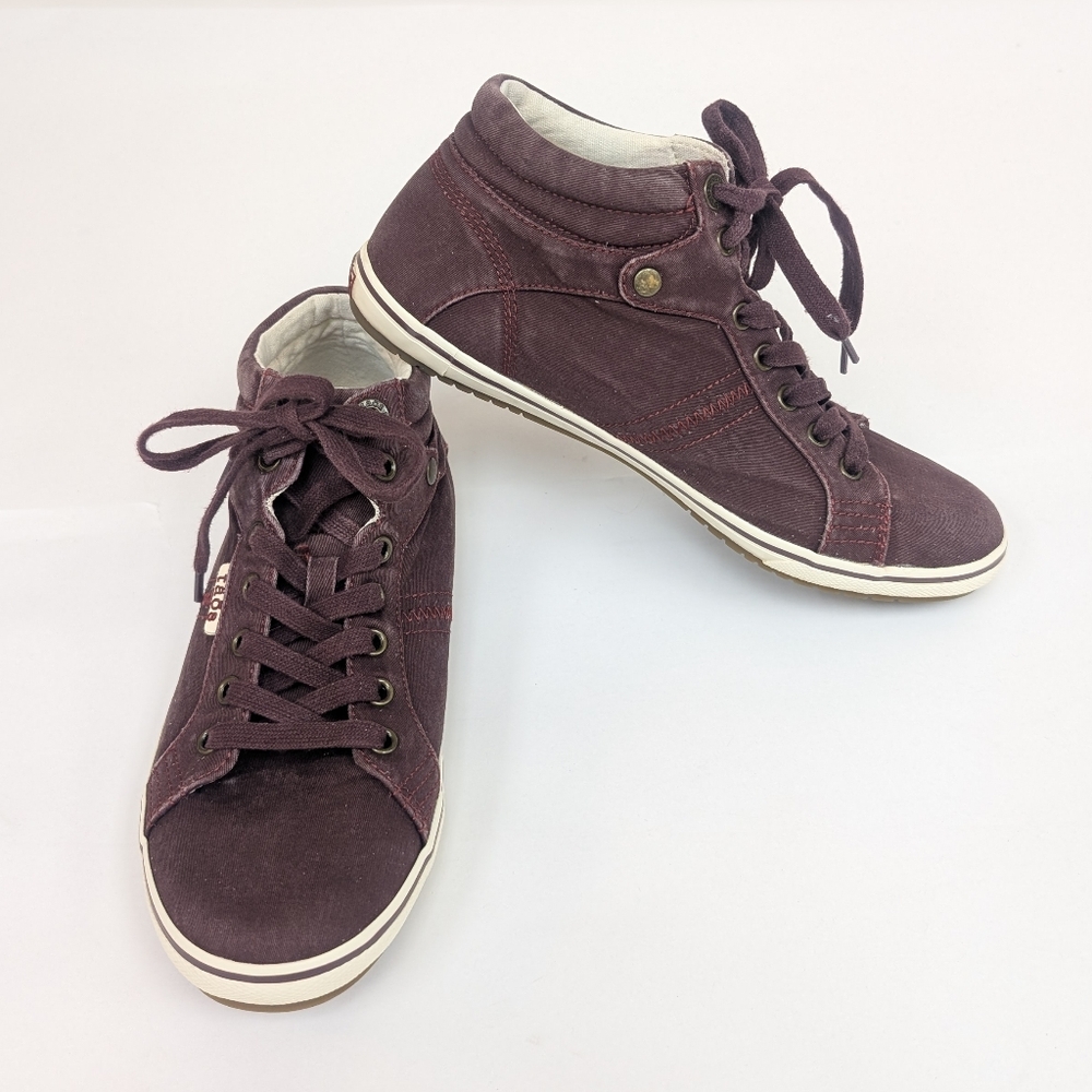 Taos Burgundy Topstar High Rise Canvas Lace Up Sneakers Size 9.5